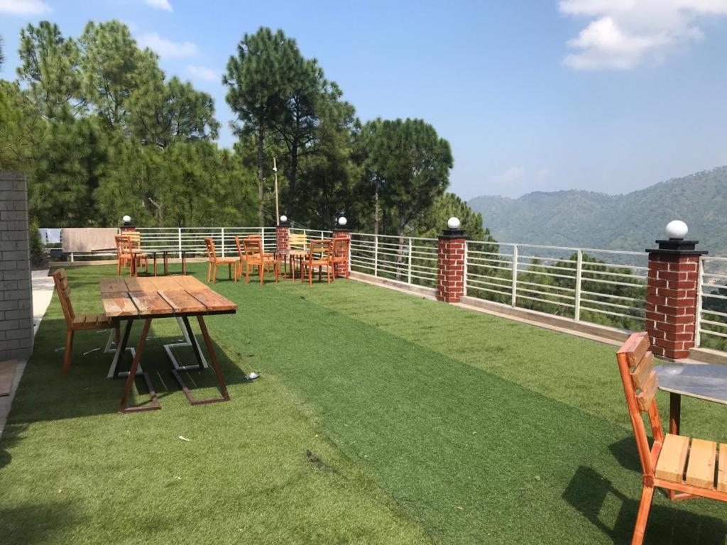 Apartamento Host Jatin Kasauli Crest 7O1827O7O3 Exterior foto